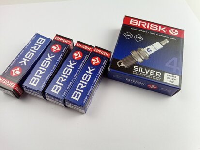 Свеча зажигания BRISK Silver LR15YS (ВАЗ 2101-08, Lanos 1.5) (для газ.оборуд.) (2108-3707000) (LR15Y 2108-3707000 на Шевроле Авео