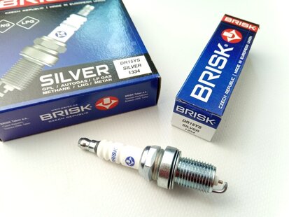 Свеча зажигания BRISK Silver DR15YS (ВАЗ 2112) (для газ.оборуд.) (2112-3707010) (DR15YS.4K) 2112-3707010 на Шевроле Лачеті